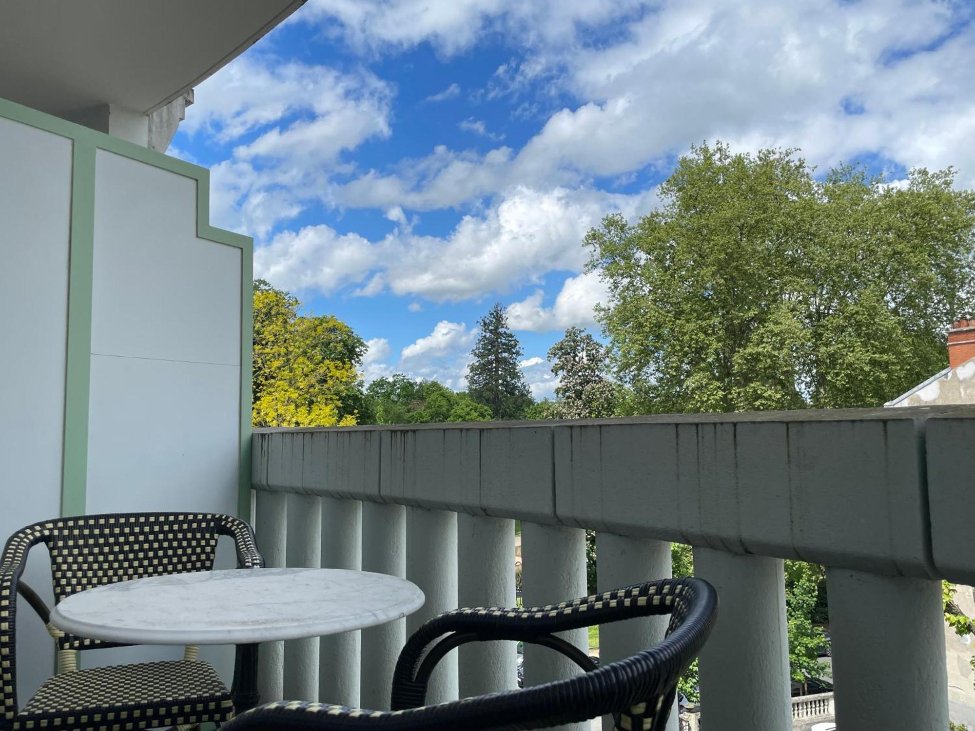 וישי Le Joyau Des Parcs Classe 4 Etoiles Appartement Central Au Calme Avec Terrasse מראה חיצוני תמונה
